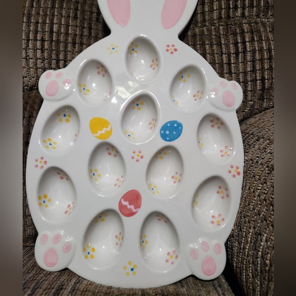 Temptations Easter Bunny Egg Tray Ceramic 15x9in Beautiful Easter Decor - Picture 3 of 9